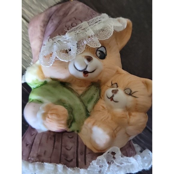 Jasco Caring Critters Chimer Ornament Bisque Porcelain Cat Mom Kitten Taiwan Vtg - Picture 8 of 9